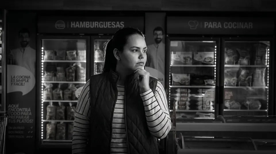 Sofía Al Paso BW